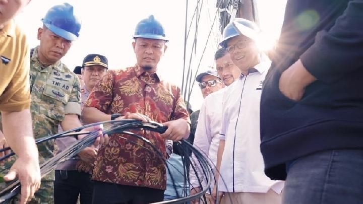 Wali Kota Pekanbaru Tertibkan Kabel Fiber Optik karena Ancam Keselamatan Masyarakat