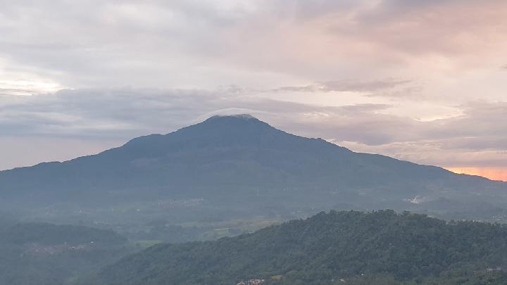 Paguyuban Warga Gunung Tolak Proyek Geotermal di Jawa Barat
