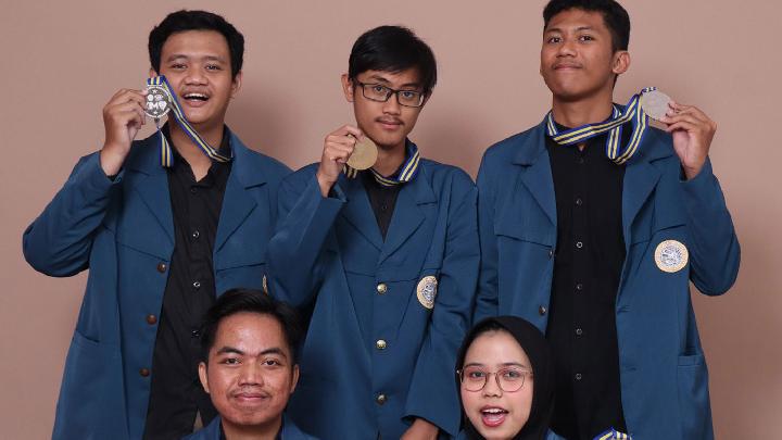 Mahasiswa Unair Atasi Limbah Nikel dengan Kulit Singkong