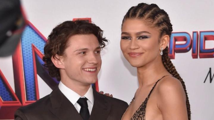 Tom Holland Konfirmasi Pernikahan dengan Zendaya