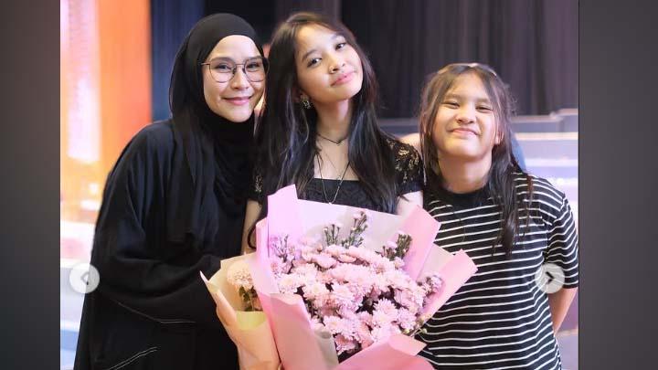 Momen Bahagia Wisuda Anak Figur Publik, dari Zaskia Adya Mecca hingga Arumi Bachsin