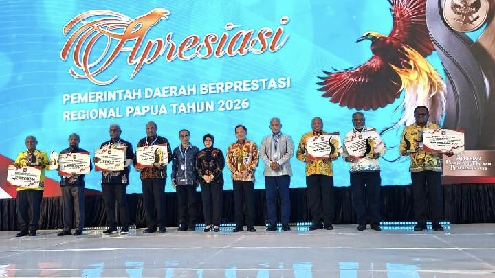 Apresiasi Pemerintah Daerah Berprestasi, Kemendagri Beri Penghargaan Insentif untuk Regional Papua
