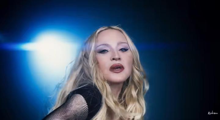 Madonna Perbaiki Hubungan dengan Putrinya Lewat Lagu yang Ditulis Bersama