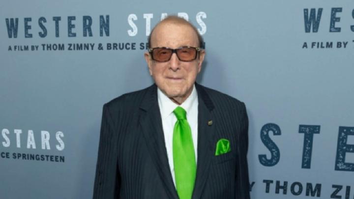 Clive Davis, Music Mogul Who Discovered Whitney Houston, Dies at 94