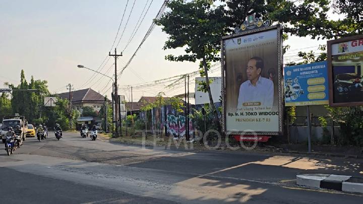 Wali Kota Solo Dilaporkan ke Jaksa Gara-gara Baliho Jokowi