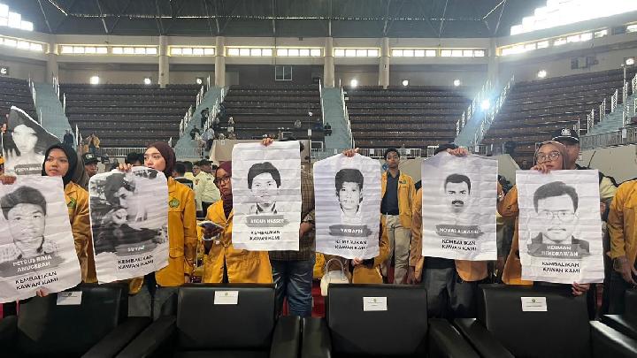 Mahasiswa Universitas Mulawarman Tolak Kehadiran Wamen HAM