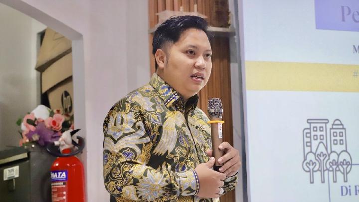 Ketua Komisi I DPRD Kota Bandung, Radea Respati, Kritisi Penataan PKL dan UMKM