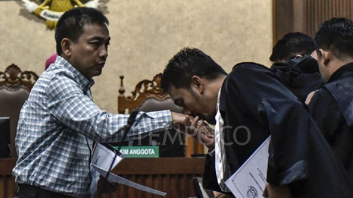 Hery Susanto Minta Penangguhan Penahanan karena Stroke Mata