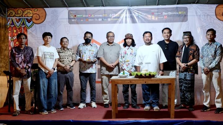 Bupati Gresik Dorong Rumah Kreasi Damar Kurung Jadi Destinasi Wisata Budaya