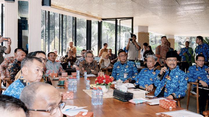 Terima Audiensi Para Kepala Daerah, Gus Ipul Bahas Sekolah Rakyat