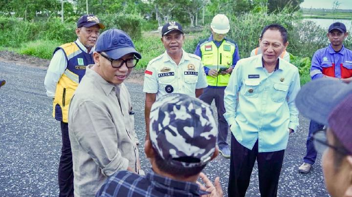 Gubernur Lampung Tinjau Pembangunan Jalan Rawa Jitu - Umbul Mesir