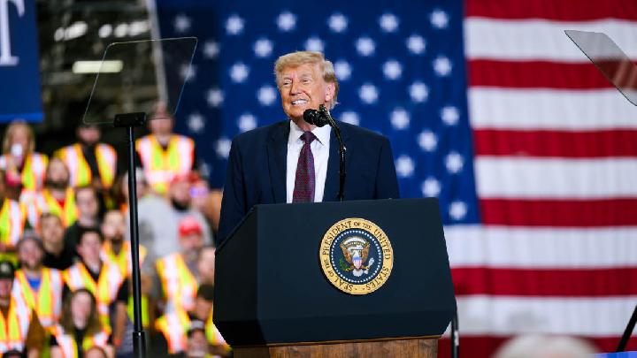 Trump Made over $1.4 Billion in 2025, Led by Crypto Ventures