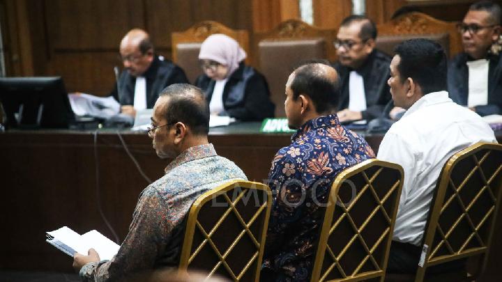 3 Eks Pejabat Bea Cukai Didakwa Terima Suap Rp 78,81 M