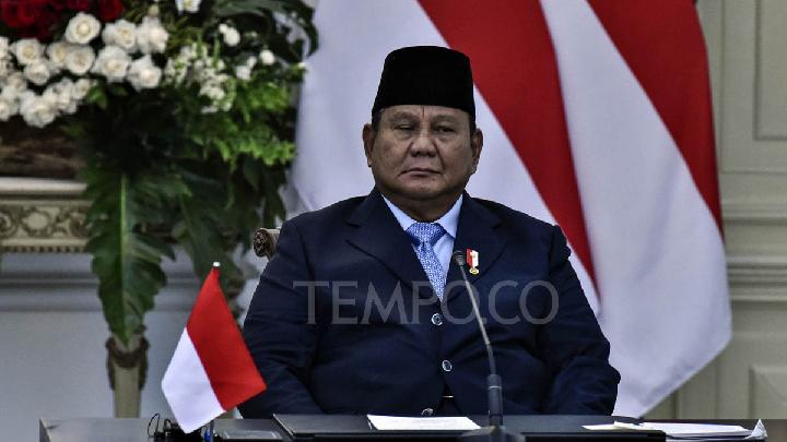 Prabowo Sambut PM India Narendra Modi di Bandara Halim