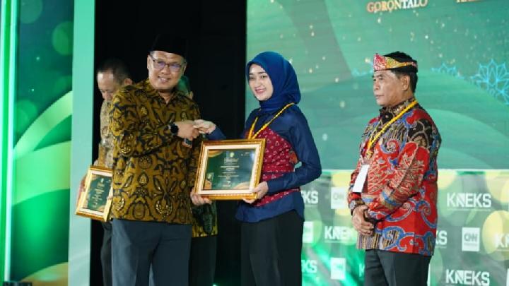Berhasil Bikin Ekonomi Syariah Melaju, Lampung Raih Tiga Penghargaan Nasional