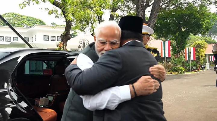 Prabowo Sambut PM India Narendra Modi di Istana Merdeka