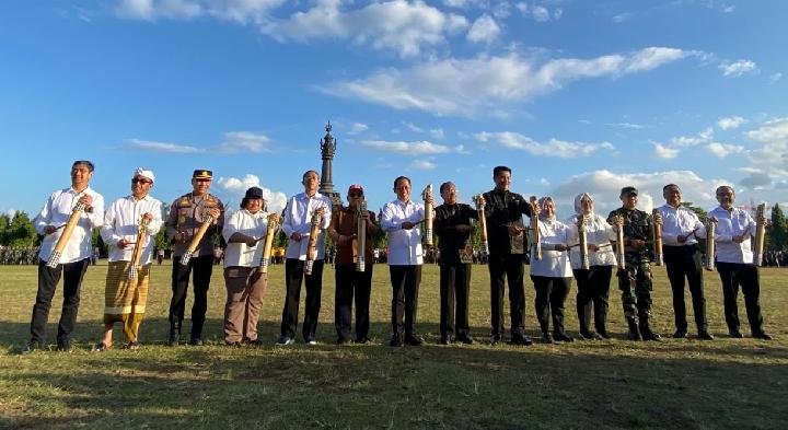 Apel Siaga Pilah Sampah di Bali, Gubernur Koster: Sampah Selesai dari Hulu