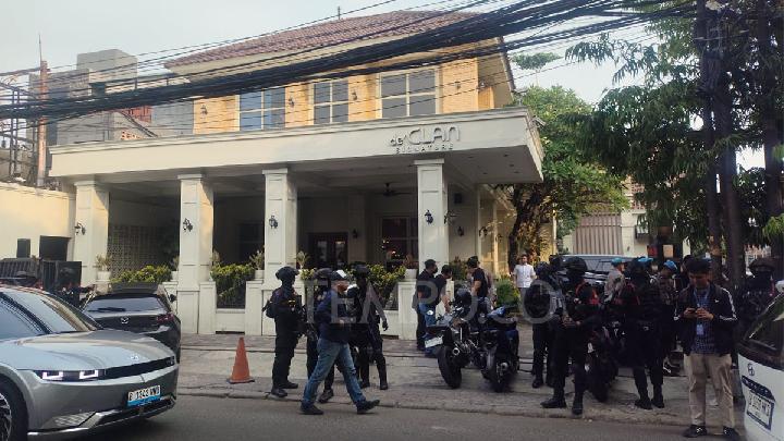 Polisi Temukan Brankas 2 Meter di Cafe de'Clan Cipete