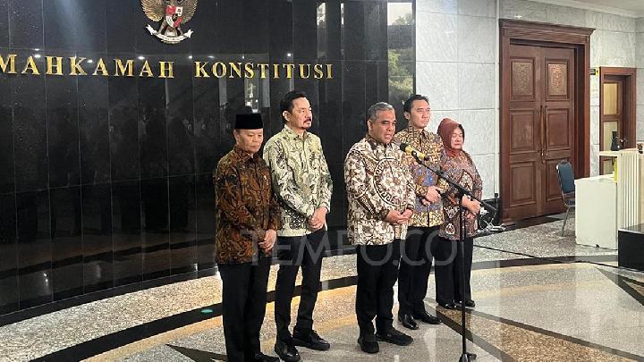 Pimpinan MPR Temui Hakim MK