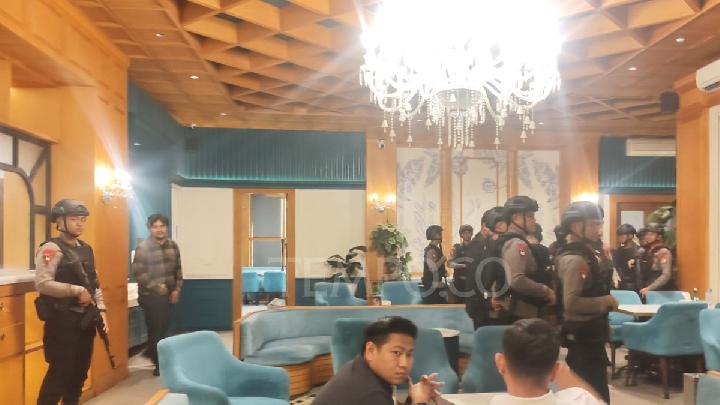 Selain Cafe de'Clan, Polisi Geledah Money Changer dan Rumah