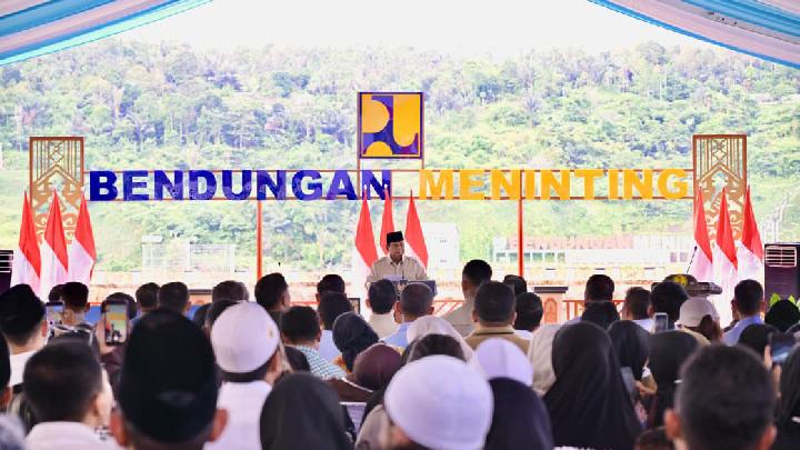 Prabowo di NTB: Anda Mau Saya Bicara Sopan atau Jujur?
