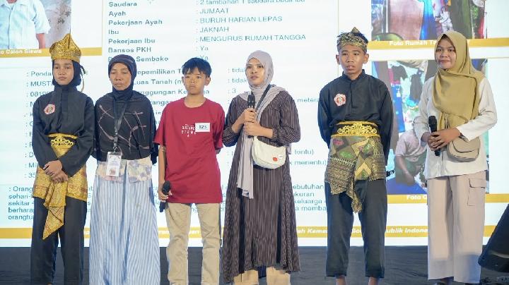 Mensos Gus Ipul Sebut Siswa Lebih Percaya Diri Berkat Sekolah Rakyat