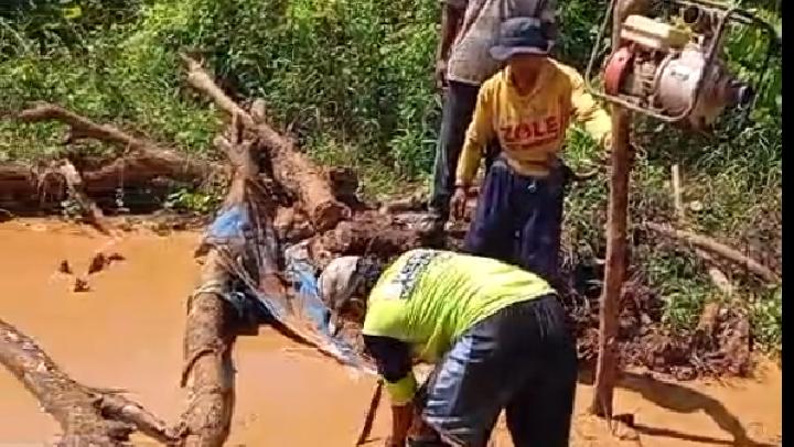 Petani Banyuwangi Gelisah Lahan Rusak Akibat Tambang Emas
