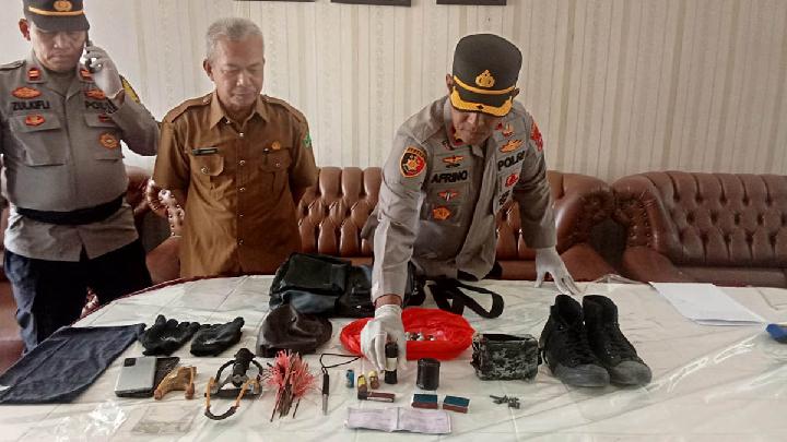 Densus 88 Selidiki Ledakan di MAN 3 Padang