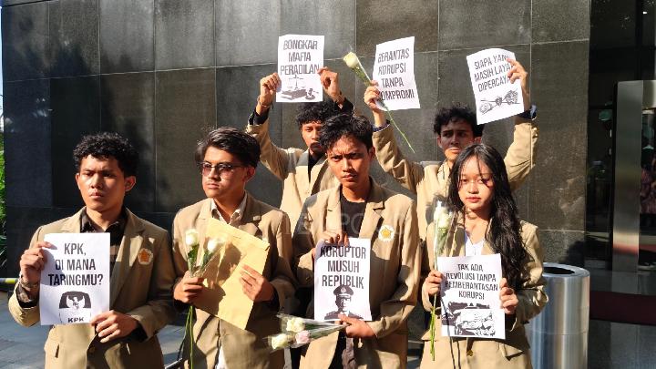 SEMA UGM Minta KPK Ambil Alih Kasus Febrie Adriansyah