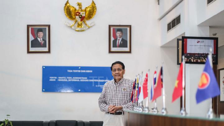 Rahasia Mantan Menlu Hassan Wirajuda Tetap Bugar 
